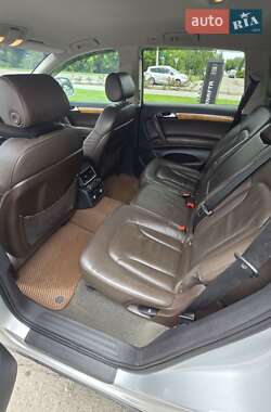 Внедорожник / Кроссовер Audi Q7 2006 в 