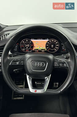 Внедорожник / Кроссовер Audi Q7 2016 в 