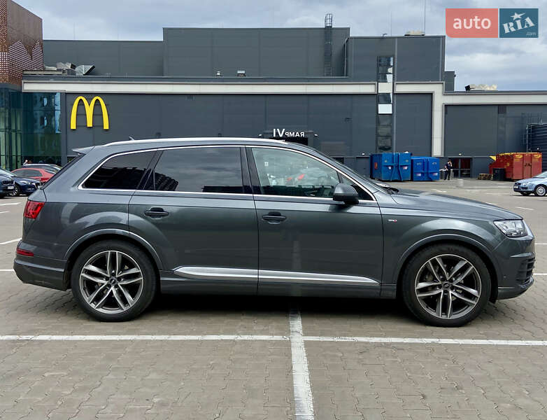 Audi Q7 2015