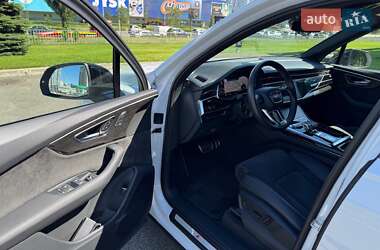 Внедорожник / Кроссовер Audi Q7 2021 в 