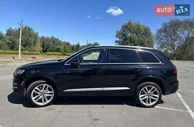 Позашляховик / Кросовер Audi Q7 2017 в Києві