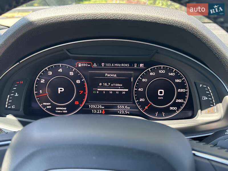 Внедорожник / Кроссовер Audi Q7 2017 в Киеве