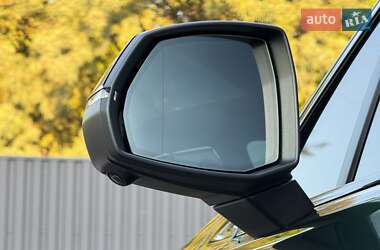 Внедорожник / Кроссовер Audi Q7 2021 в 