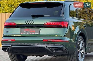 Внедорожник / Кроссовер Audi Q7 2021 в 