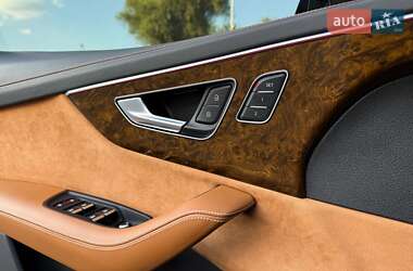 Внедорожник / Кроссовер Audi Q7 2021 в 