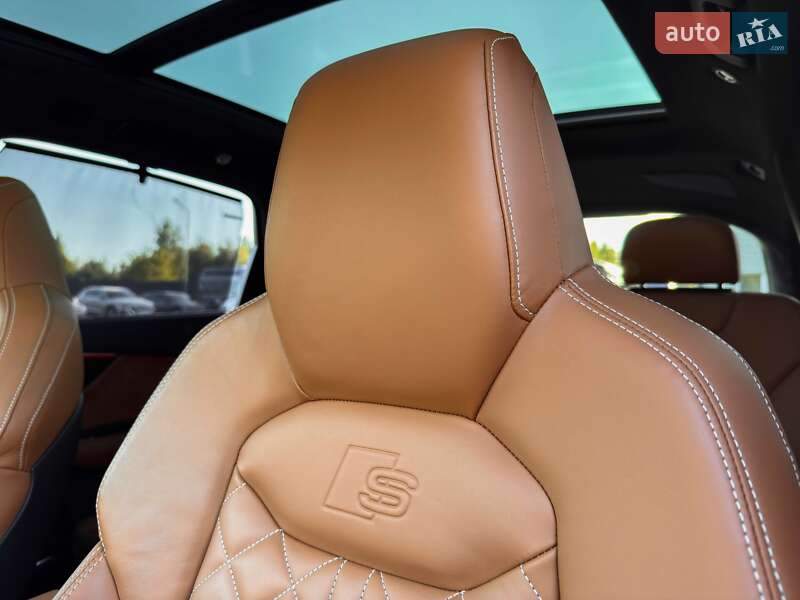 Внедорожник / Кроссовер Audi Q7 2021 в Луцке