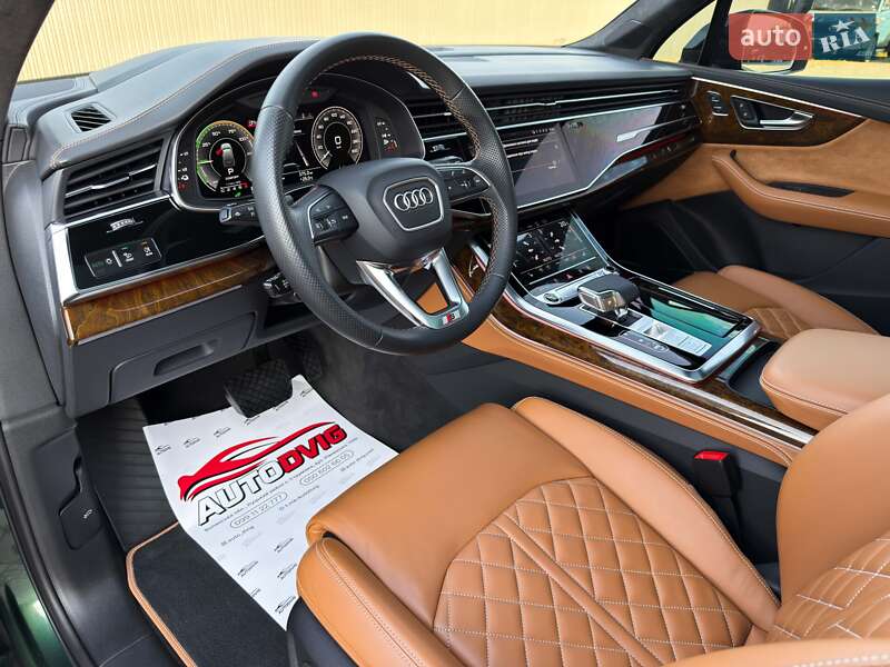 Внедорожник / Кроссовер Audi Q7 2021 в Луцке