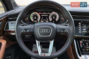 Внедорожник / Кроссовер Audi Q7 2021 в 
