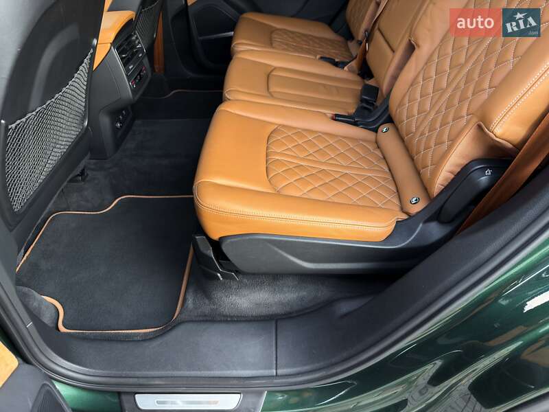 Внедорожник / Кроссовер Audi Q7 2021 в Луцке