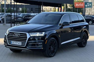 Внедорожник / Кроссовер Audi Q7 2017 в 