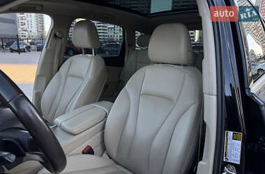 Внедорожник / Кроссовер Audi Q7 2017 в 