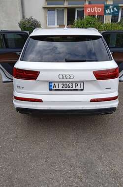 Внедорожник / Кроссовер Audi Q7 2018 в Ужгороде