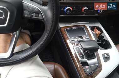 Внедорожник / Кроссовер Audi Q7 2018 в 