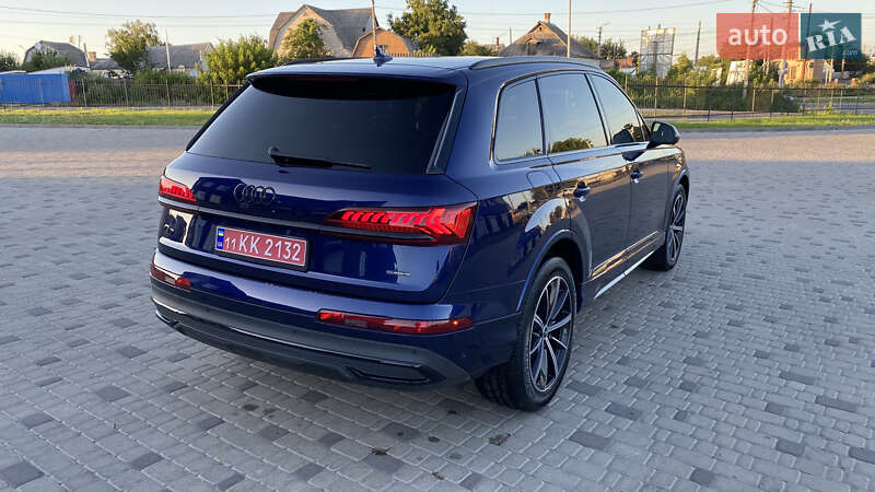 Внедорожник / Кроссовер Audi Q7 2021 в Белой Церкви