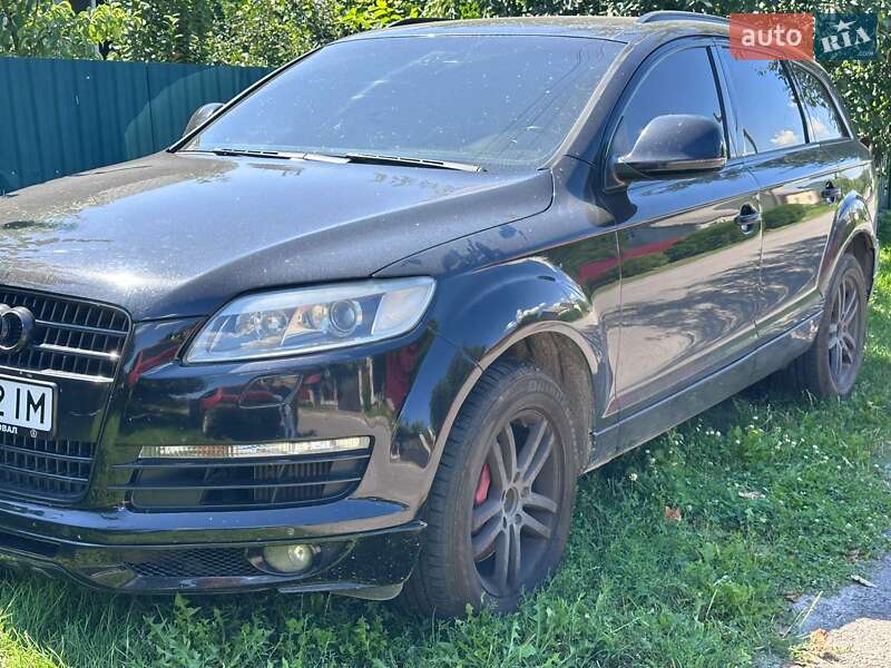 Позашляховик / Кросовер Audi Q7 2006 в Рівному