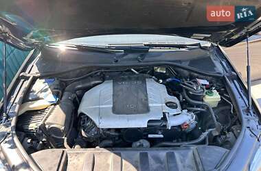 Внедорожник / Кроссовер Audi Q7 2006 в 