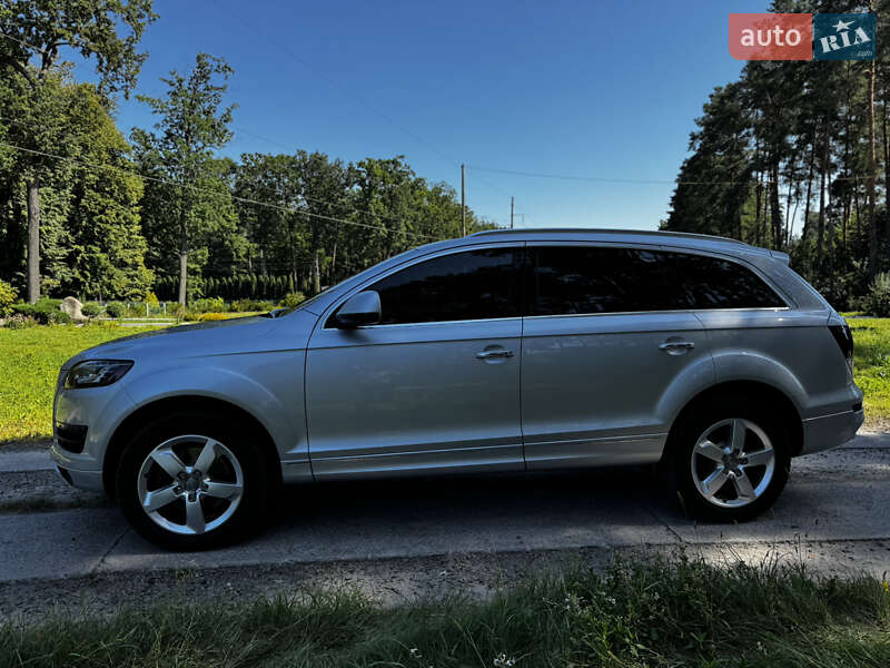 Внедорожник / Кроссовер Audi Q7 2015 в Хмельницком