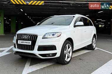 Внедорожник / Кроссовер Audi Q7 2014 в 