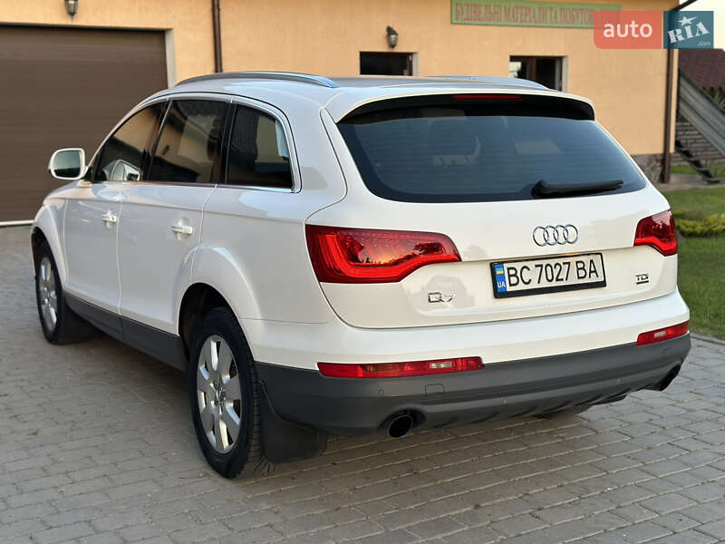 Позашляховик / Кросовер Audi Q7 2011 в Бродах