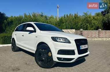 Позашляховик / Кросовер Audi Q7 2013 в Волочиську