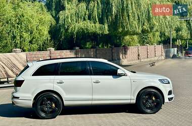 Внедорожник / Кроссовер Audi Q7 2013 в 