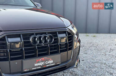 Внедорожник / Кроссовер Audi Q7 2020 в 