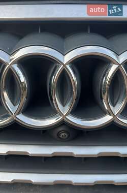Внедорожник / Кроссовер Audi Q7 2017 в 