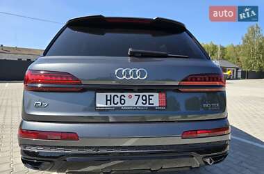 Внедорожник / Кроссовер Audi Q7 2021 в 
