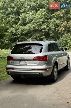 Внедорожник / Кроссовер Audi Q7 2013 в 