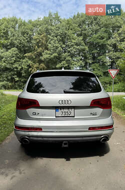 Внедорожник / Кроссовер Audi Q7 2013 в 