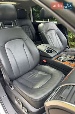 Внедорожник / Кроссовер Audi Q7 2013 в 