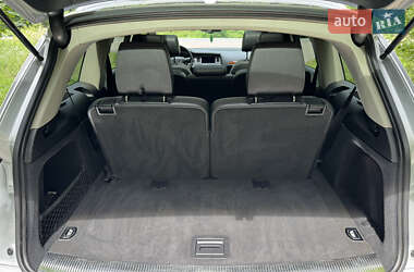 Внедорожник / Кроссовер Audi Q7 2013 в 