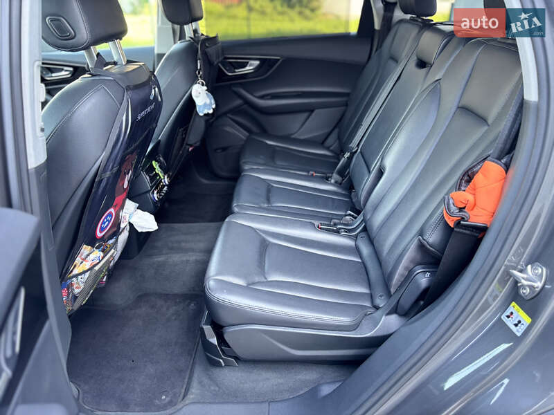 Внедорожник / Кроссовер Audi Q7 2019 в Черновцах
