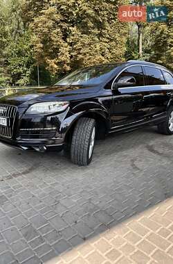 Внедорожник / Кроссовер Audi Q7 2011 в 