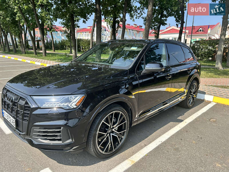 Внедорожник / Кроссовер Audi Q7 2020 в Петропавловской Борщаговке