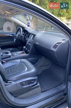 Внедорожник / Кроссовер Audi Q7 2007 в 