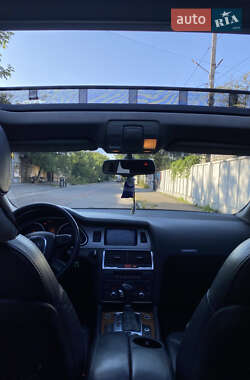 Внедорожник / Кроссовер Audi Q7 2007 в 