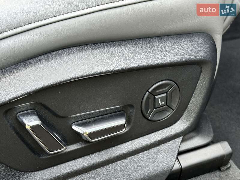 Внедорожник / Кроссовер Audi Q7 2021 в Киеве