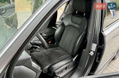 Внедорожник / Кроссовер Audi Q7 2021 в 