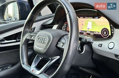 Внедорожник / Кроссовер Audi Q7 2018 в 