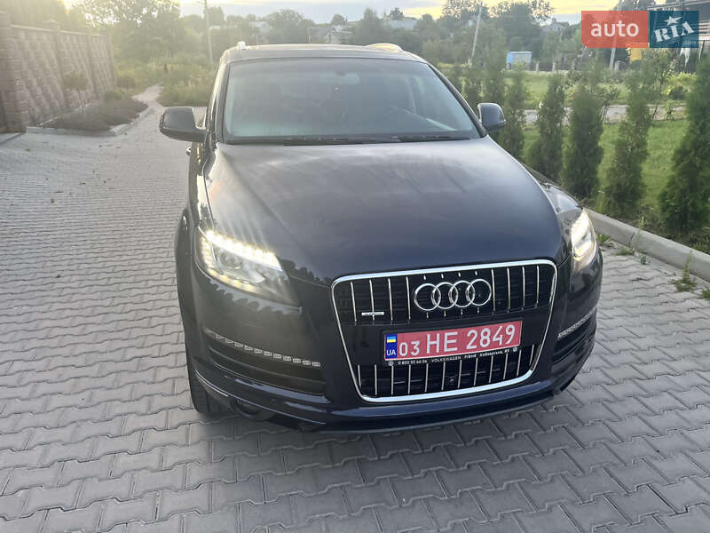 Позашляховик / Кросовер Audi Q7 2013 в Рівному