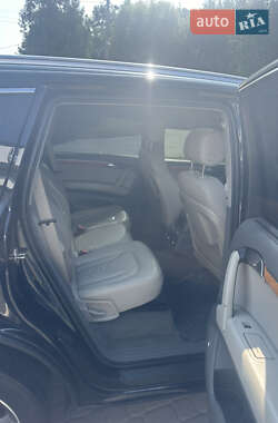 Внедорожник / Кроссовер Audi Q7 2010 в 