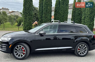 Внедорожник / Кроссовер Audi Q7 2017 в 