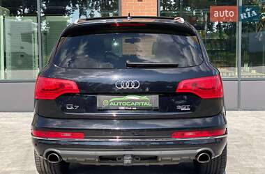 Внедорожник / Кроссовер Audi Q7 2013 в 