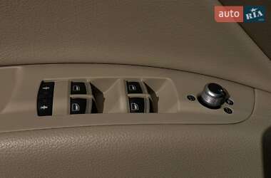 Внедорожник / Кроссовер Audi Q7 2013 в 
