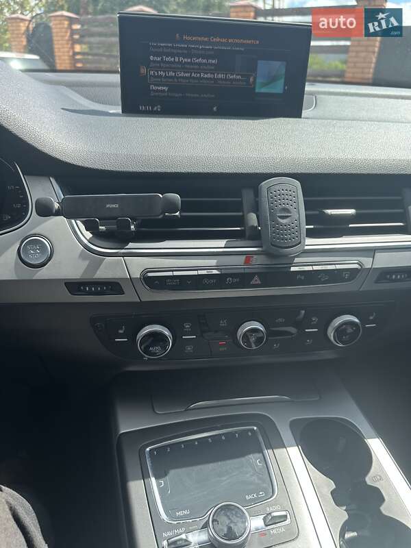 Позашляховик / Кросовер Audi Q7 2016 в Житомирі