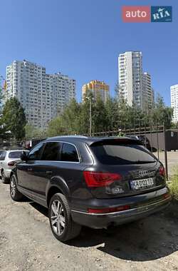 Внедорожник / Кроссовер Audi Q7 2011 в 
