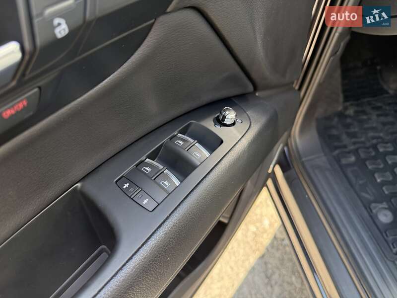 Внедорожник / Кроссовер Audi Q7 2011 в Киеве фото 13 Внедорожник / Кроссовер Audi Q7 2011 в Киеве
