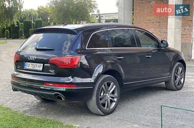 Внедорожник / Кроссовер Audi Q7 2014 в 