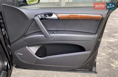 Внедорожник / Кроссовер Audi Q7 2014 в 